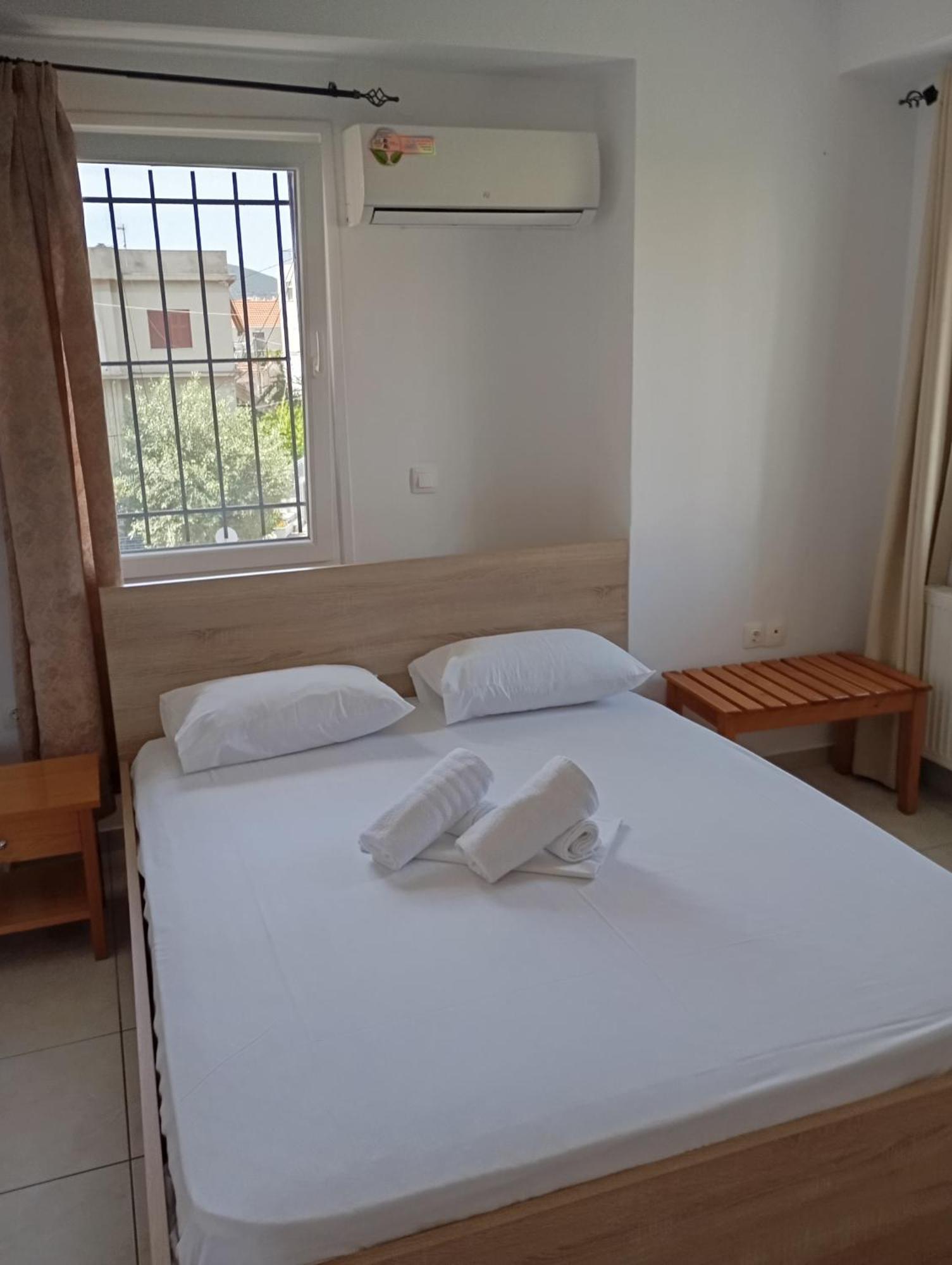 Pyrgos Sofokleous Hotel Mytilíni Exterior foto